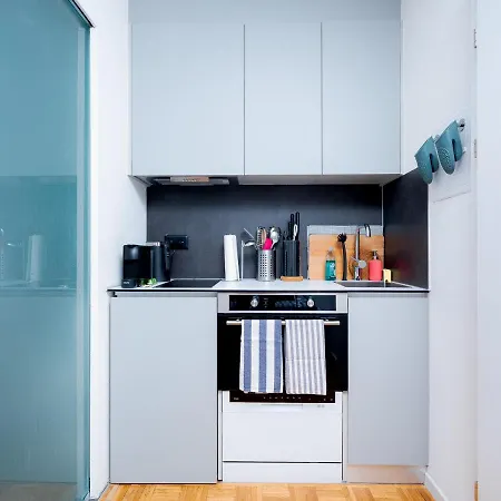 Διαμέρισμα Cozy Modern Super Location Feels Like